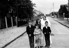 Photo de famille dans l'avenue Paul de Kock (Année 60