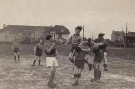 Joueurs de foot Gabiniens dans les années 50
